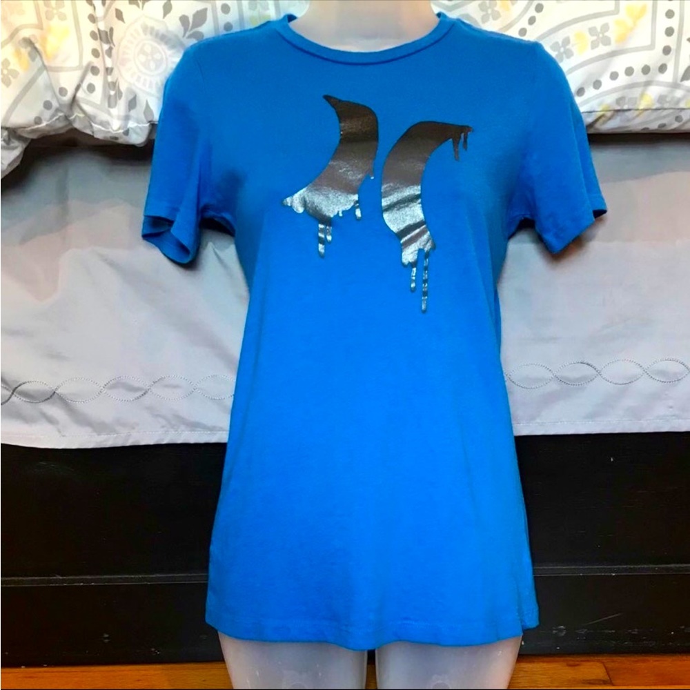 🎉4 Tops for $25🎉Vintage Hurley Electric Blue Tee